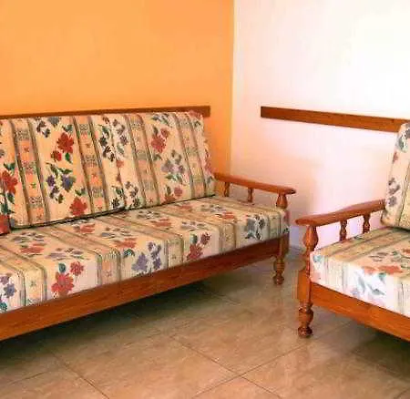 Las Arenas Apartment